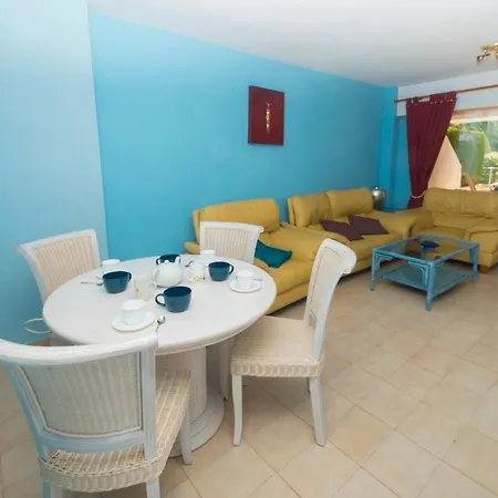 Paraiso Mar 41D - Apartment With Views Of The Sea And The Community Pools *